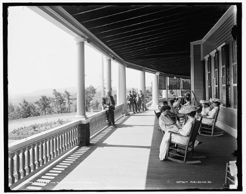 Исторически находки Снимка: Пиаца, хотел Montanesca, Веранда, люлеещи се Столове, Mount Pocono, Пенсилвания, Пенсилвания, c1905